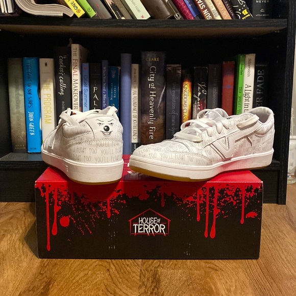 “IT” Edition Vans